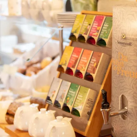 Donauhof - Garni מלון 4*