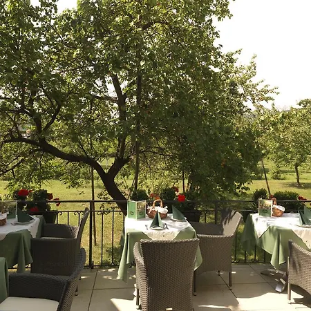 Donauhof - Garni 4* Weissenkirchen in der Wachau