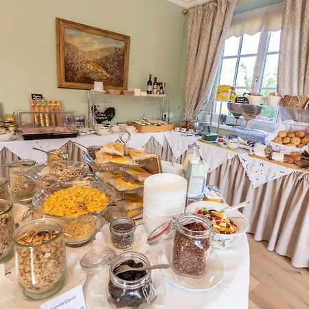 Donauhof - Garni מלון וויסנקירשן אין דר וואכאו