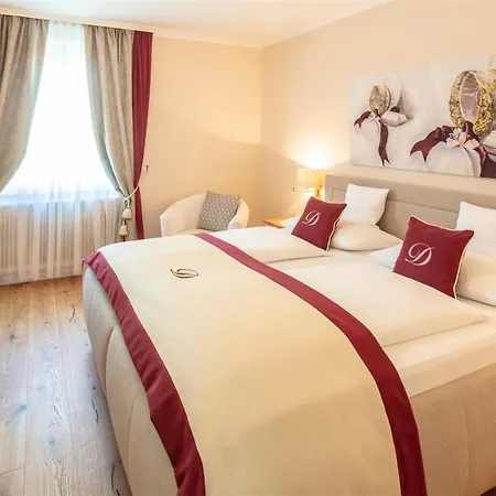 Donauhof - Garni מלון 4*