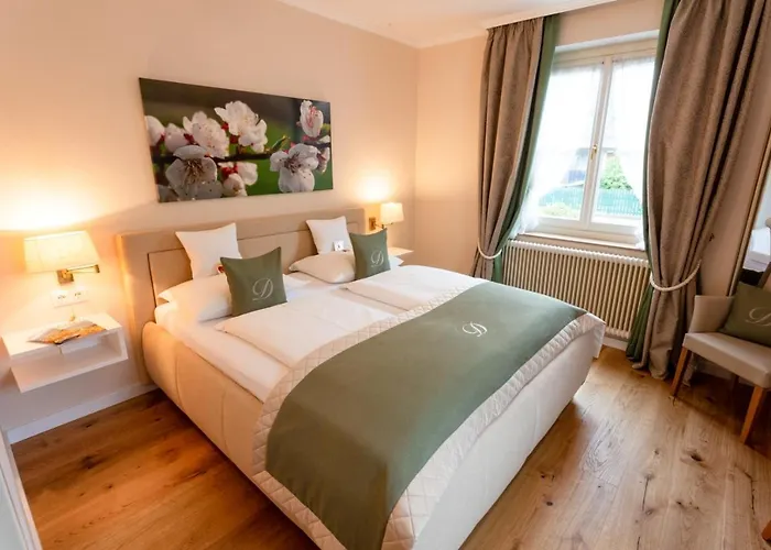 Donauhof - Garni Hotell 4*